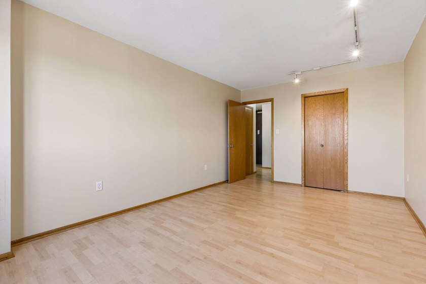 Welcome to Summit House unit 1212 - You will not find a more - photo 19