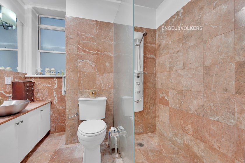 Best Deal under $1million! Nestled in the heart of Carnegie Hill - photo 9