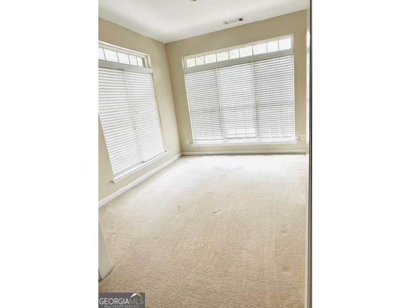 Welcome home to this charming 2-bedroom, 2-bath, all brick condo - photo 10