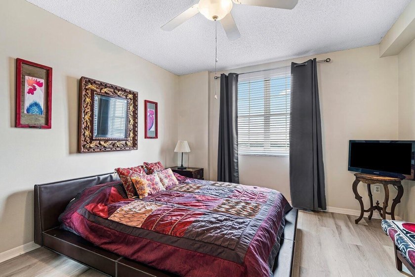 Currently rented until April 2027. Lovely 12th-floor rcondo - photo 14