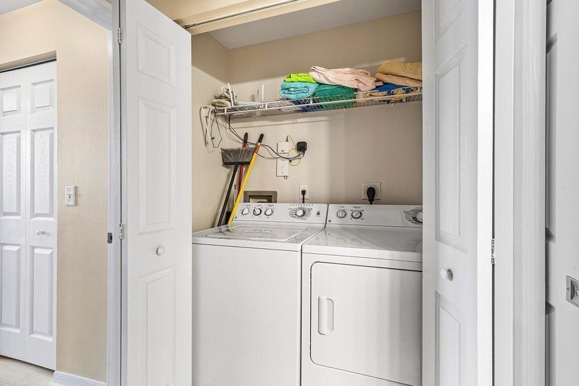Currently rented until April 2027. Lovely 12th-floor rcondo - photo 18