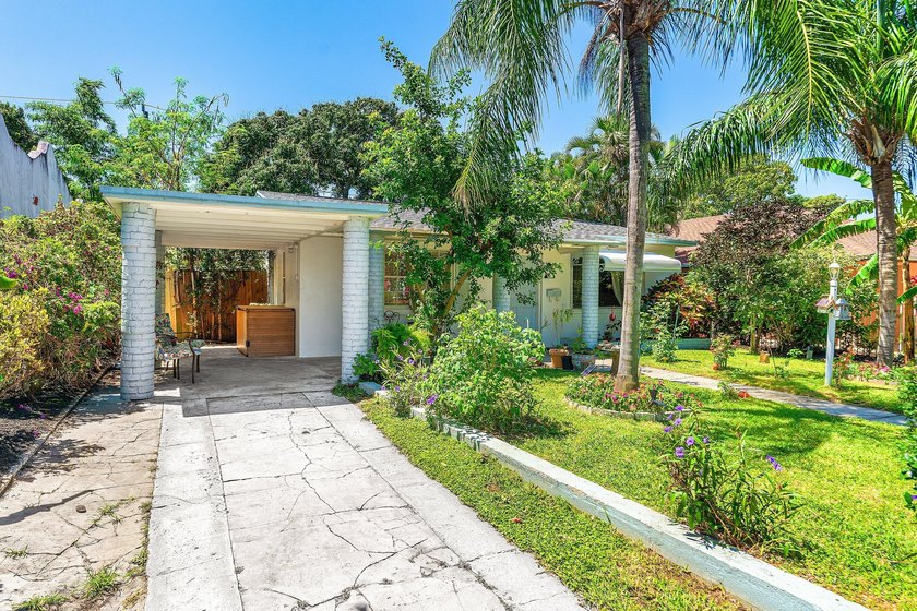 Welcome to this charming single-story residence This - photo 23