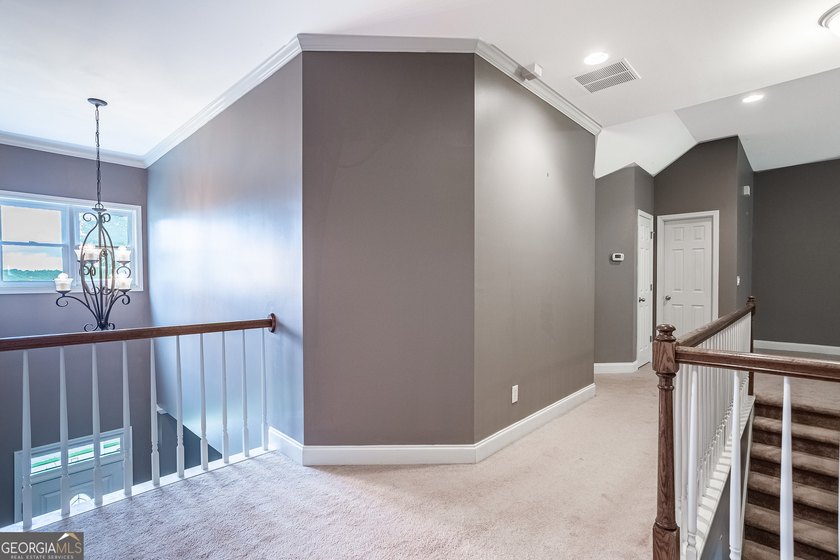 Welcome to 239 Highwoods Pkwy - a craftsman-style beauty - photo 32