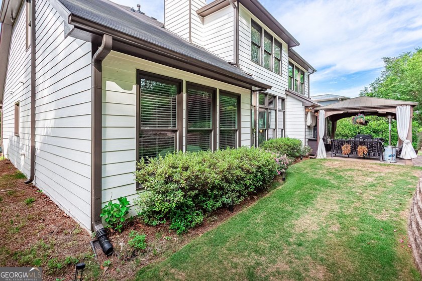 Welcome to 239 Highwoods Pkwy - a craftsman-style beauty - photo 44