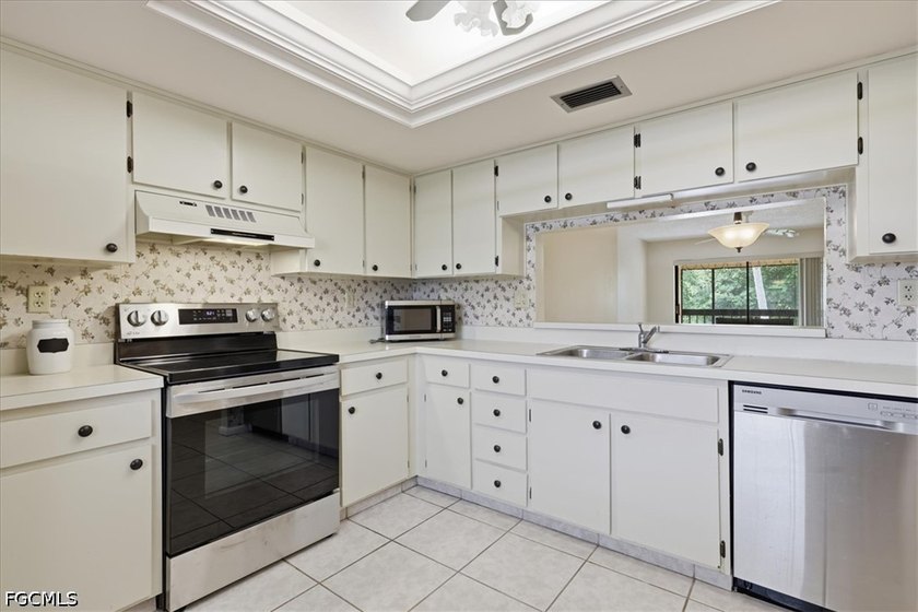 Welcome to 6108 Whiskey Creek Dr #110, Fort Myers, FL 33919 - photo 8