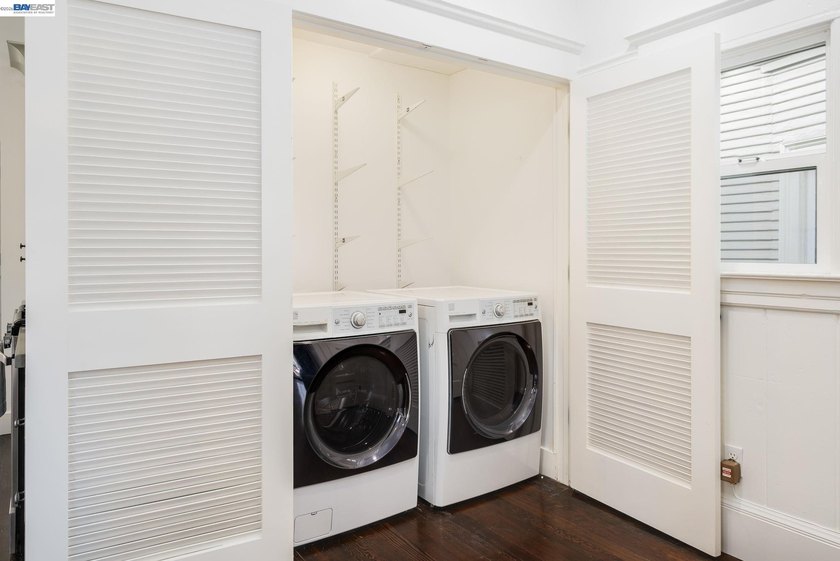 Classic box in Longfellow, extensively remodeled in 2012 - photo 31