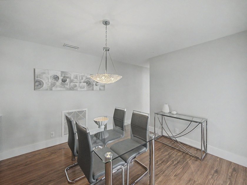 Located just minutes from Town Center Mall and top-rated schools - photo 17