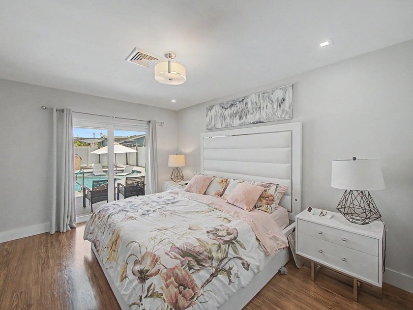 Located just minutes from Town Center Mall and top-rated schools - photo 20