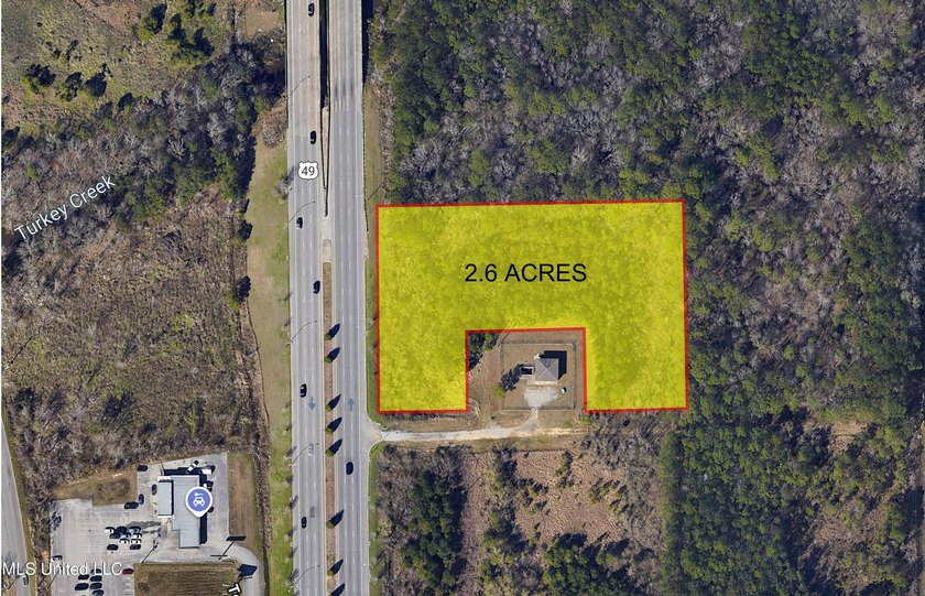 2.6 acres of premium commercial property with 343 feet of - photo 3