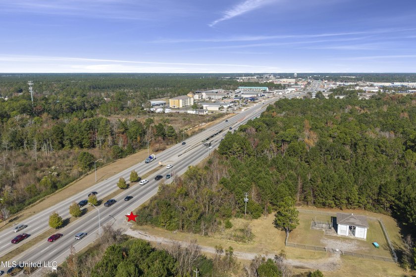 2.6 acres of premium commercial property with 343 feet of - photo 7