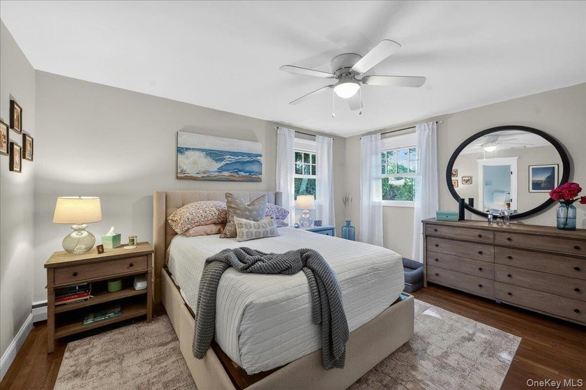 Beautifully Updated Colonial in the Heart of St. James Nestled - photo 17