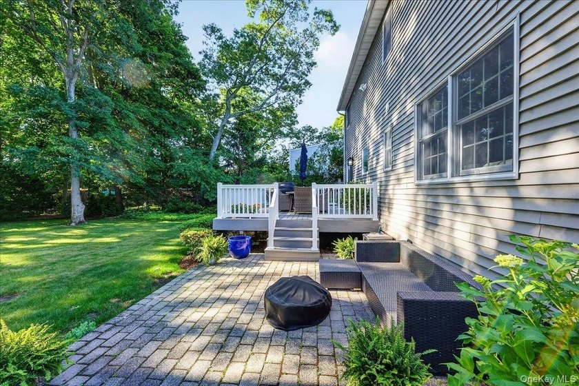 Beautifully Updated Colonial in the Heart of St. James Nestled - photo 25