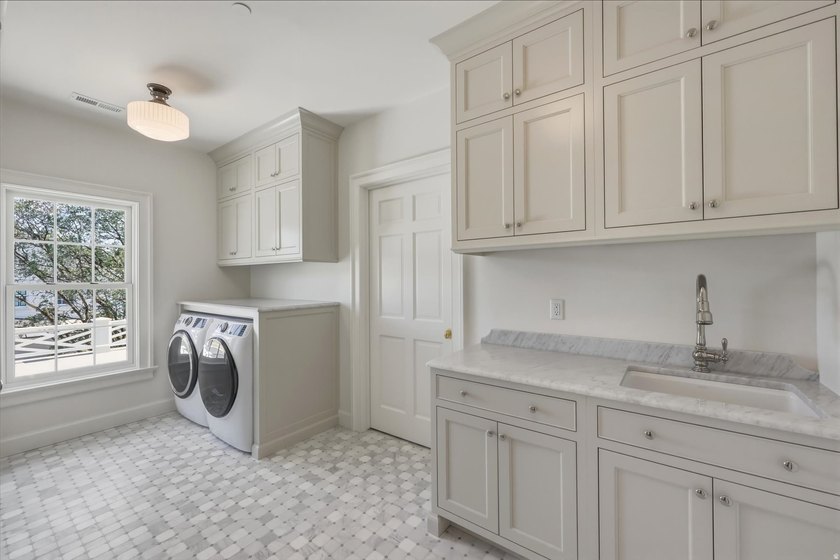 Introducing a classically designed Colonial Revival from the - photo 44