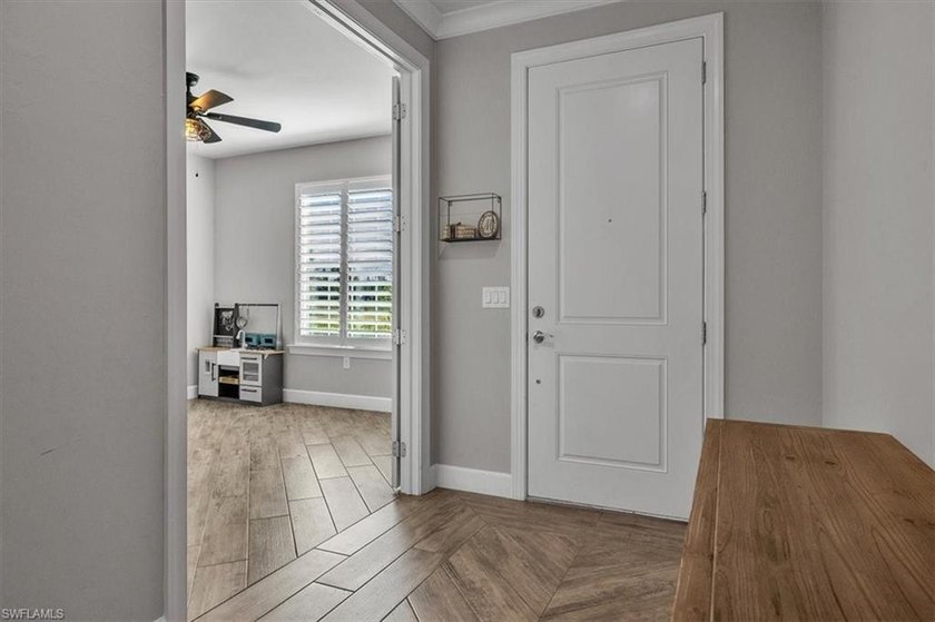 Move-in-ready and beautifully upgraded, this 3-bed + den, 2-bath - photo 4