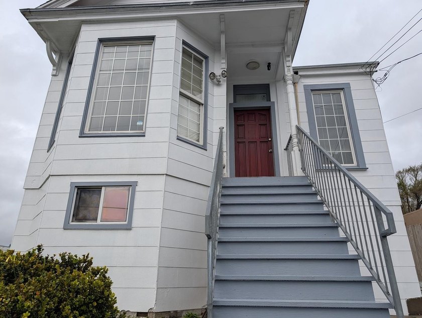 This spacious two-story home offers a versatile layout and - photo 4