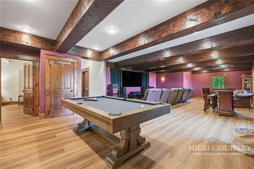 Welcome to Cardinal Perch. This stunning property offers eight - photo 29