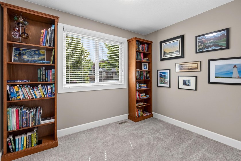 Welcome to this beautifully renovated 4-bedroom home, perfectly - photo 17