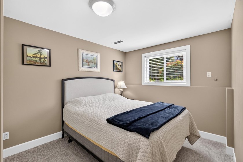 Welcome to this beautifully renovated 4-bedroom home, perfectly - photo 25