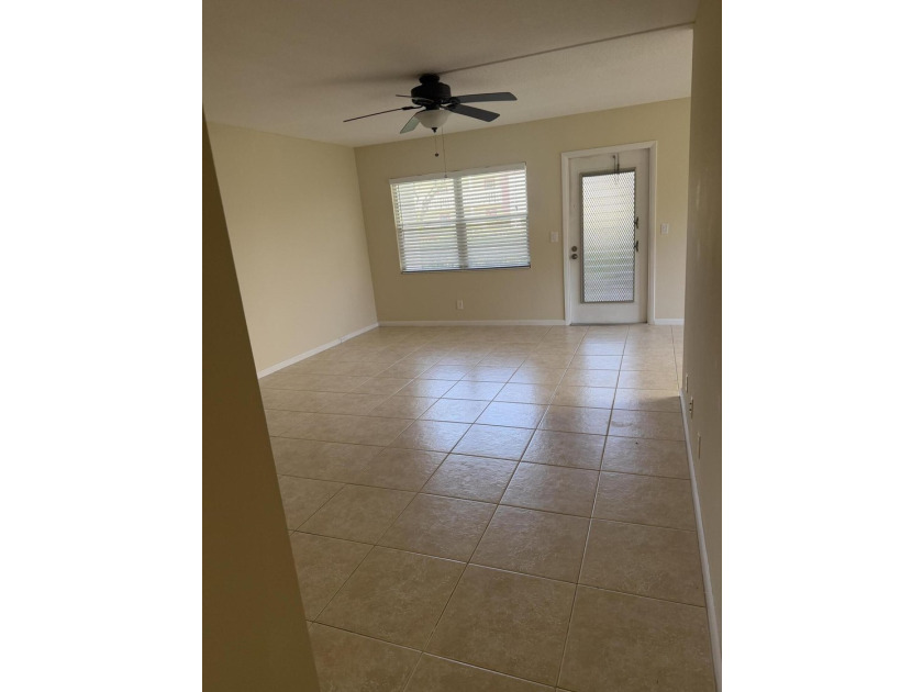 Beautiful first floor corner unit filled with lots of natural - photo 5