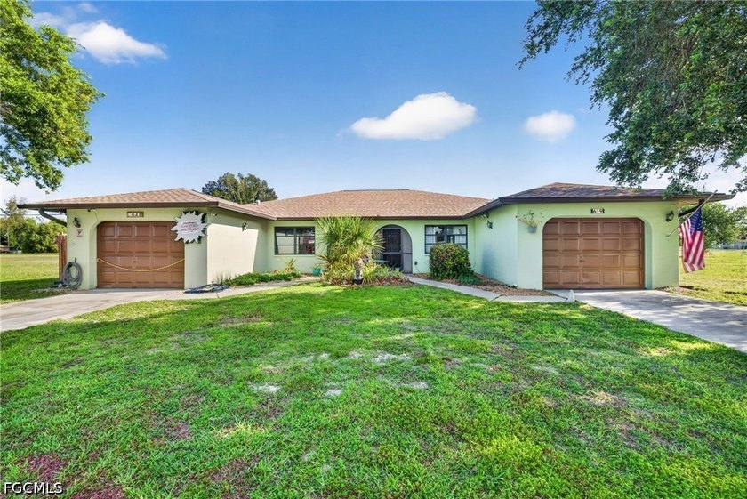 Unique 4 BED 4 BATH duplex POOL HOME opportunity in a prime Cape - photo 4