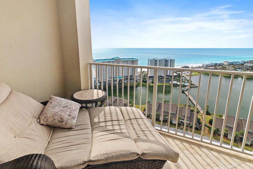 Experience elevated coastal living at 122 Seascape Blvd, Unit - photo 14