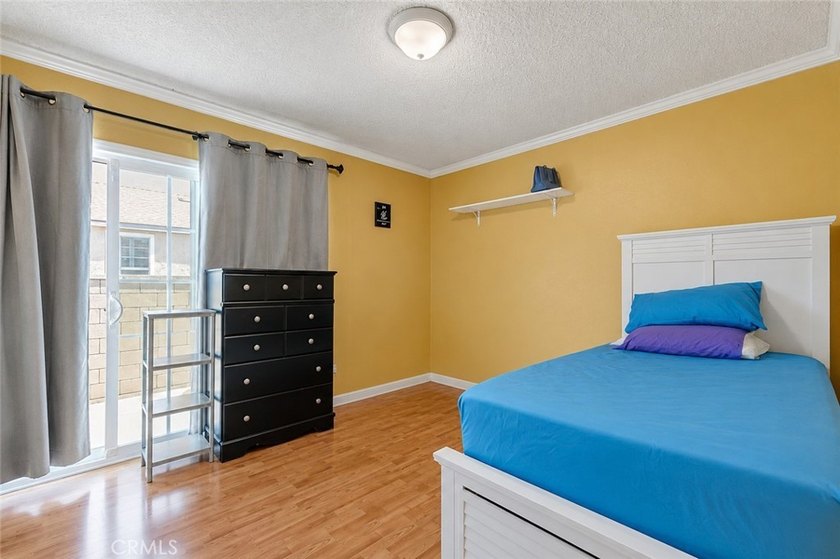 Rare opportunity to acquire a large parcel in the highly - photo 5