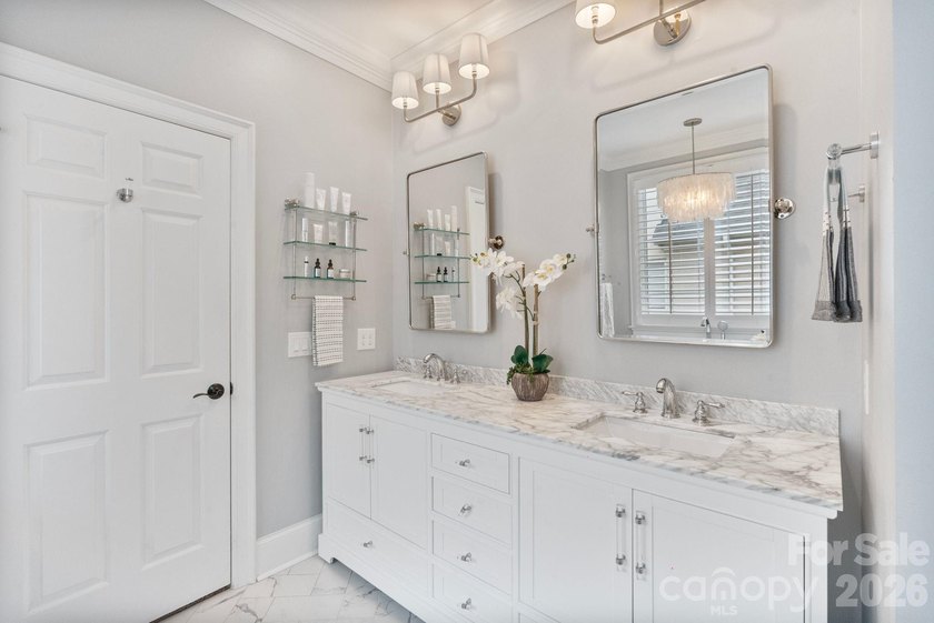 Stunning lakefront home in The Peninsula with wide Lake Norman - photo 24
