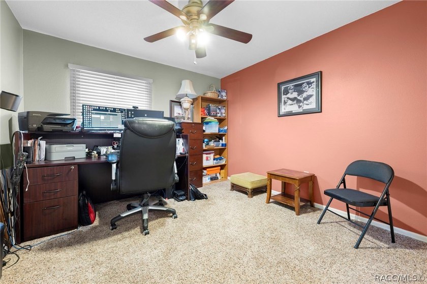 Move-In Ready Home in the Heart of Spring Hill! Welcome to this - photo 34