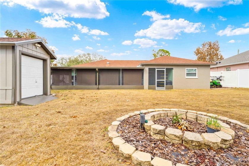 Move-In Ready Home in the Heart of Spring Hill! Welcome to this - photo 46