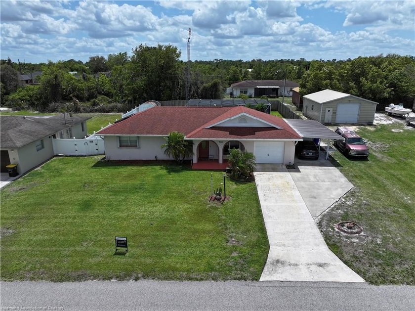 Open house this Saturday Noon to 2:00. Currently under contract - photo 2