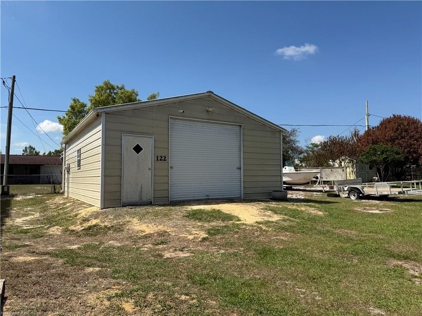 Open house this Saturday Noon to 2:00. Currently under contract - photo 9