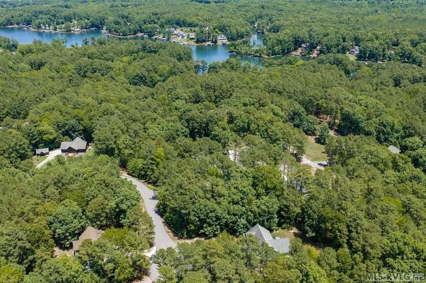 Welcome to Timber Creek, a desirable subdivision in the - photo 13