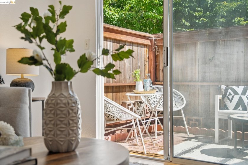 Rarely available Berkeley townhome! Built with a thoughtful - photo 17