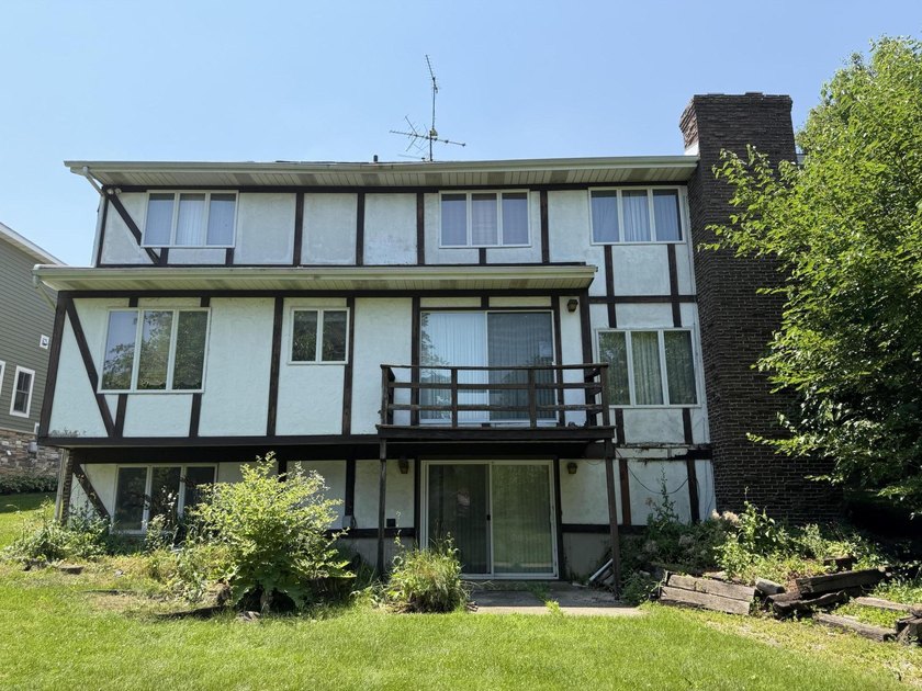 Opportunity awaits with this spacious two-story lakefront home - photo 32