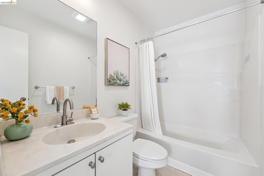 Rarely available Berkeley townhome! Built with a thoughtful - photo 38