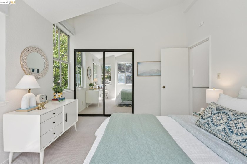 Rarely available Berkeley townhome! Built with a thoughtful - photo 42