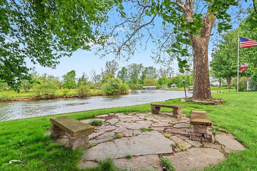One of the most iconic Lakefront homes on Lake of the Woods in - photo 10