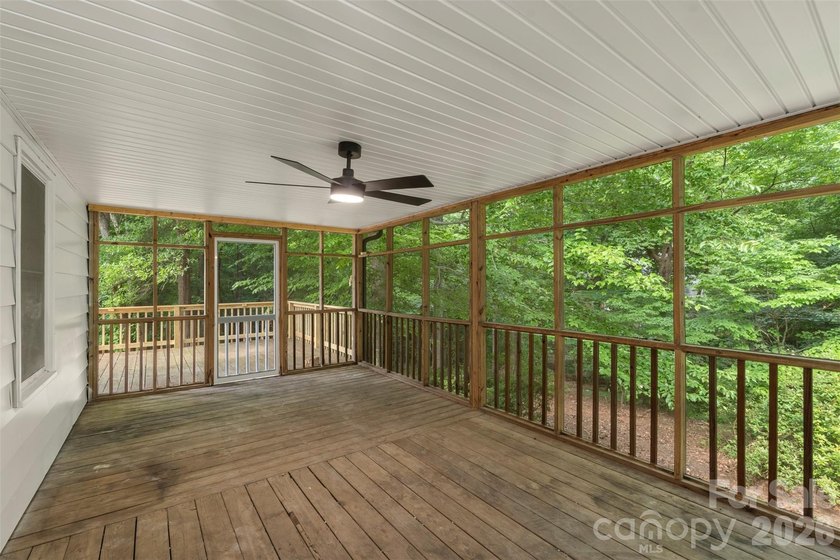 Welcome home to this recently renovated 4-bedroom property - photo 18