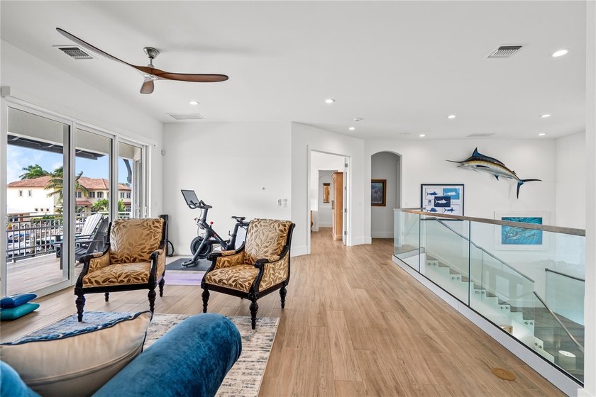 Coastal-Inspired Deepwater Estate sited one lot off the - photo 21