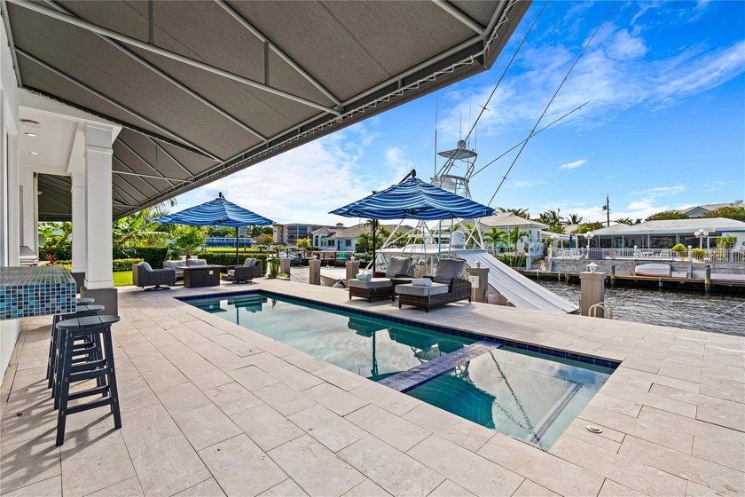 Coastal-Inspired Deepwater Estate sited one lot off the - photo 36