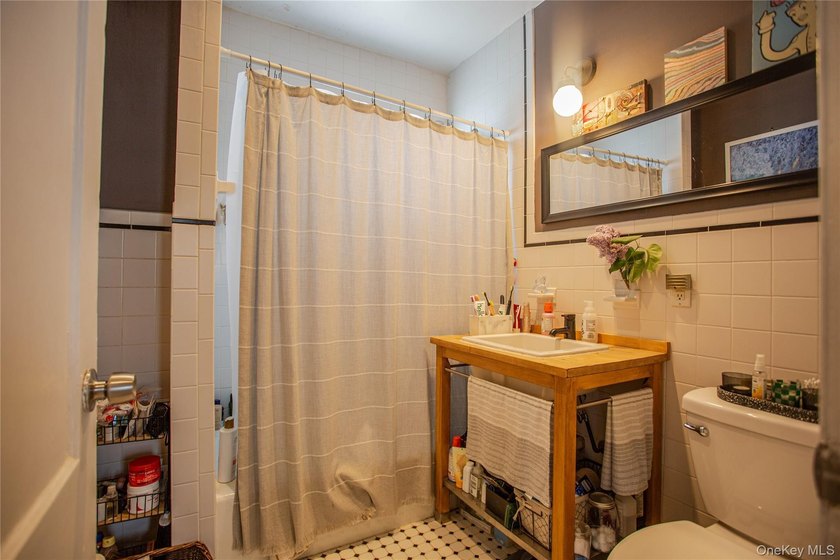 Charming Beachside Two-Family Home in the Heart of Long Beach!! - photo 15