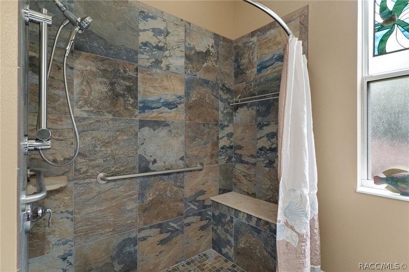 Bring the family home to Emerald Estates of Citrus Hills and - photo 37