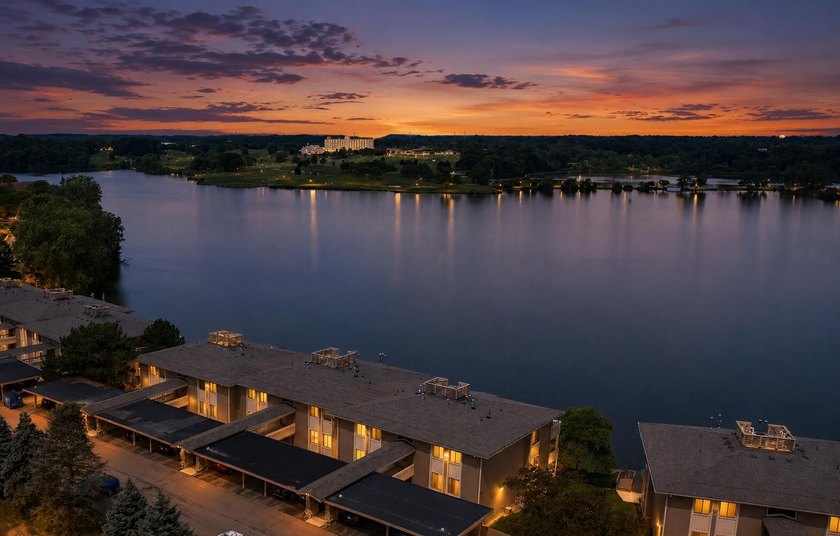 Live the lake lifestyle you've been dreaming of! Rarely - photo 17