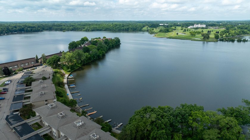 Live the lake lifestyle you've been dreaming of! Rarely - photo 19