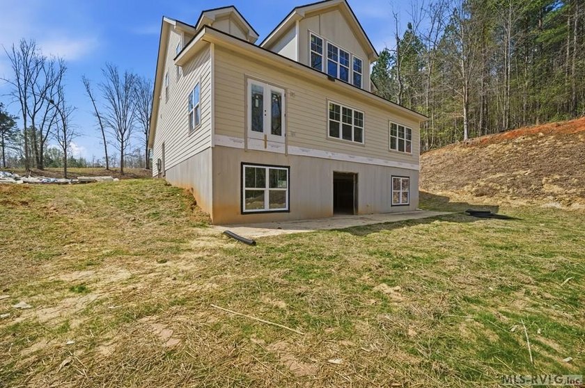 Looking for a brand new home with water views and room to relax? - photo 19