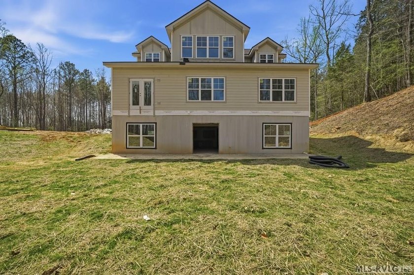 Looking for a brand new home with water views and room to relax? - photo 20