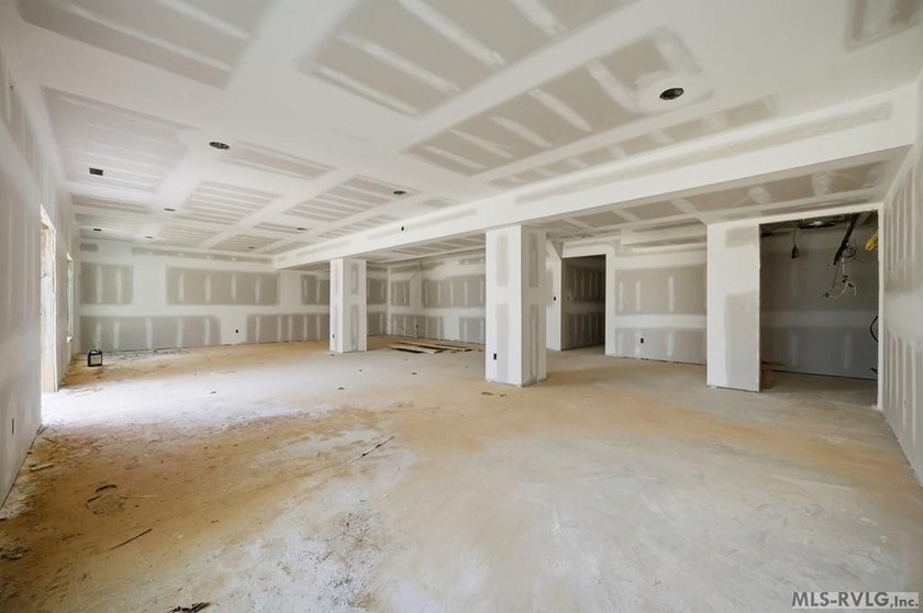Looking for a brand new home with water views and room to relax? - photo 22
