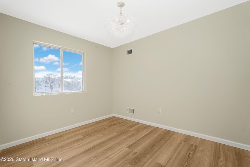 Built in 2004, fully renovated in 2026 this huge end unit - photo 22