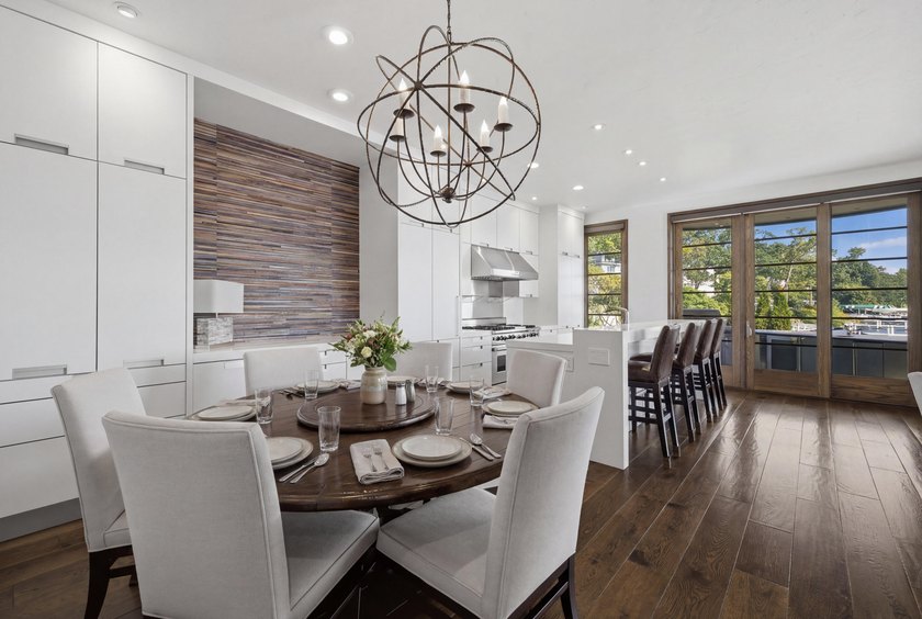 Welcome to pier 240. Here you'll find an impeccably maintained - photo 22