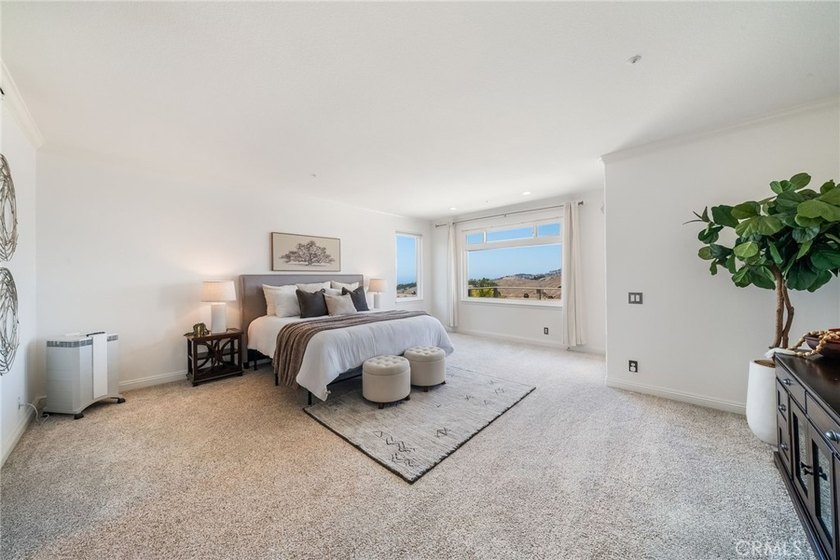 Experience breathtaking views of the ocean, Catalina Island, and - photo 23